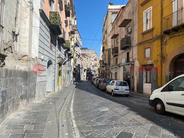 locale commerciale in affitto a Portici