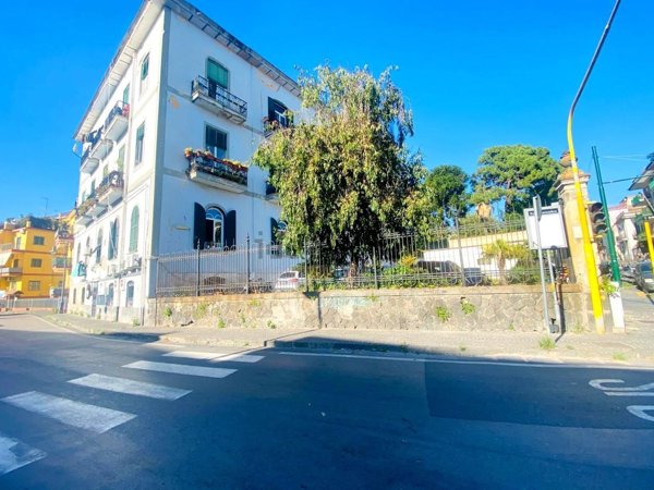 appartamento in affitto a Portici in zona Bellavista