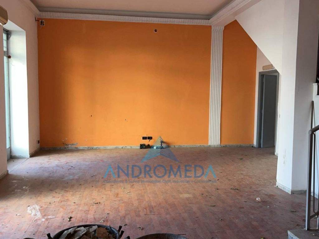 intera palazzina in affitto a Portici