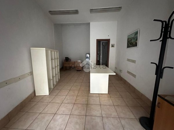 locale commerciale in affitto a Portici