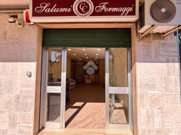 negozio in affitto a Portici