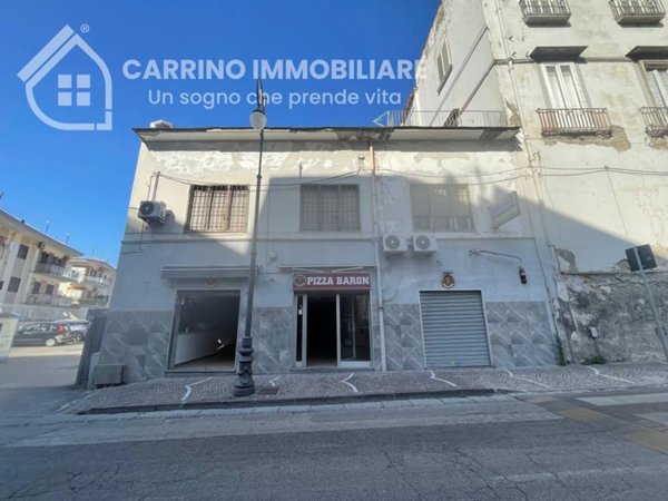 negozio in affitto a Portici