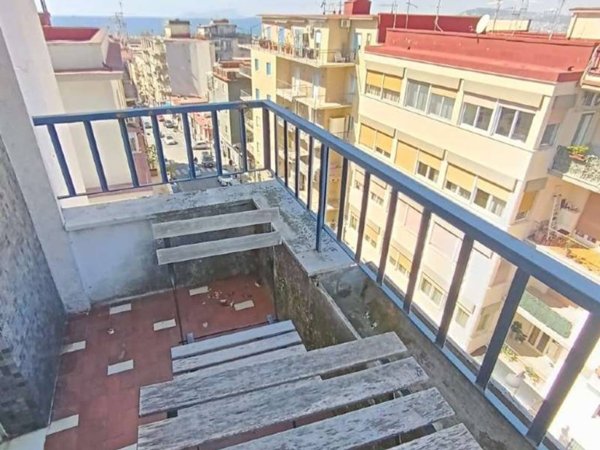 appartamento in affitto a Portici in zona Libertà