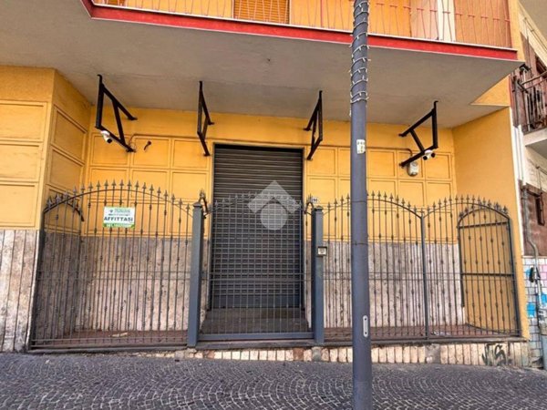 locale commerciale in affitto a Portici