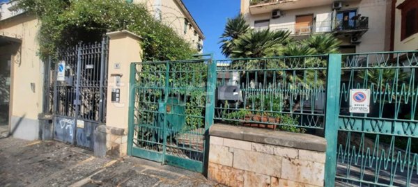 appartamento in affitto a Portici in zona Bellavista