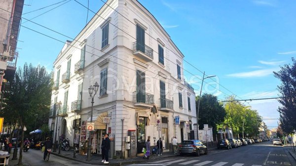 locale commerciale in affitto a Portici