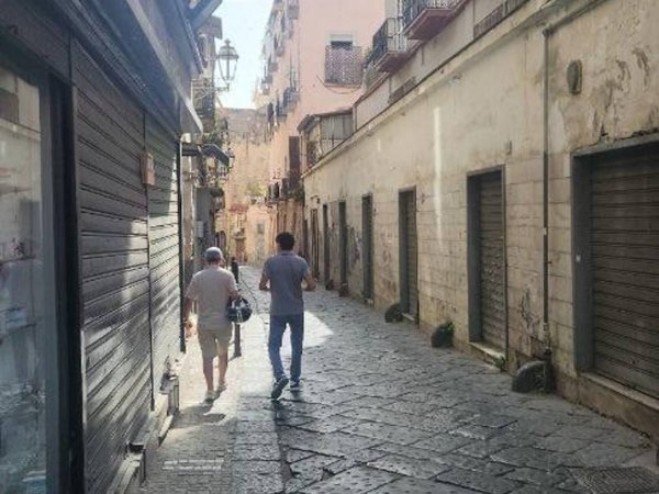 negozio in affitto a Portici