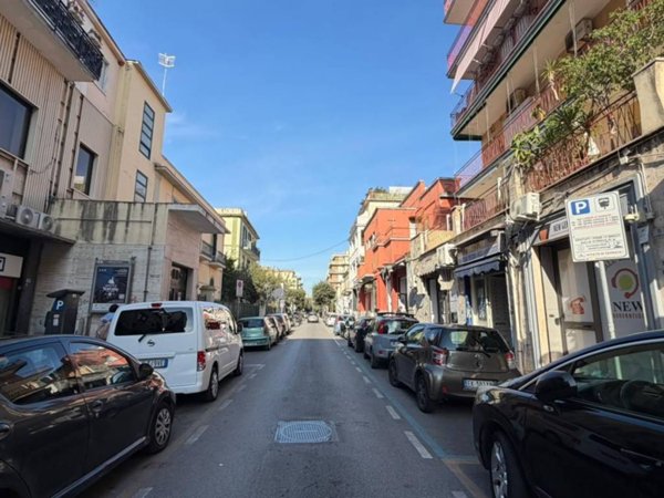 negozio in affitto a Portici