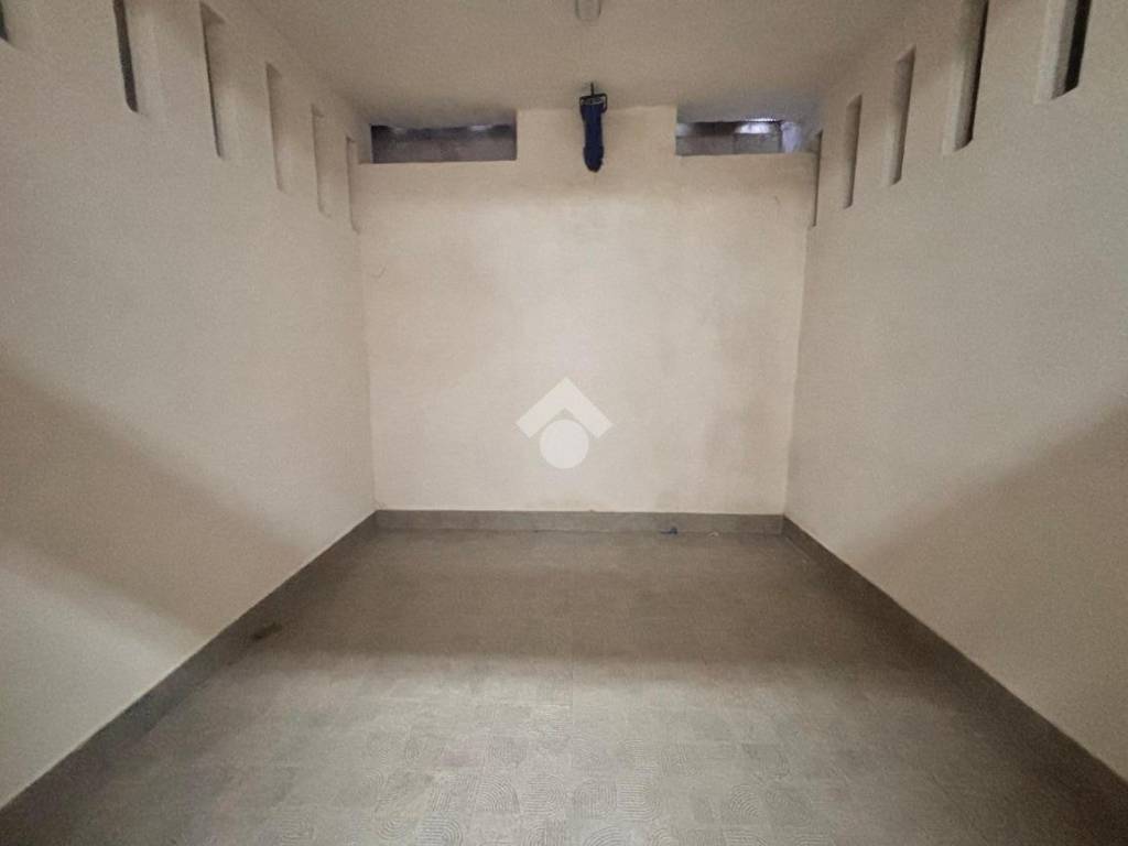 locale commerciale in affitto a Portici