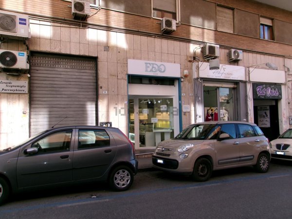 locale commerciale in affitto a Portici