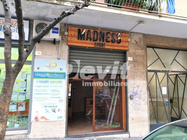 negozio in affitto a Portici in zona Libertà