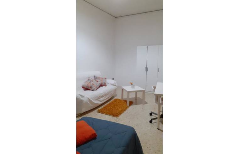 camera singola in affitto a Portici in zona Libertà