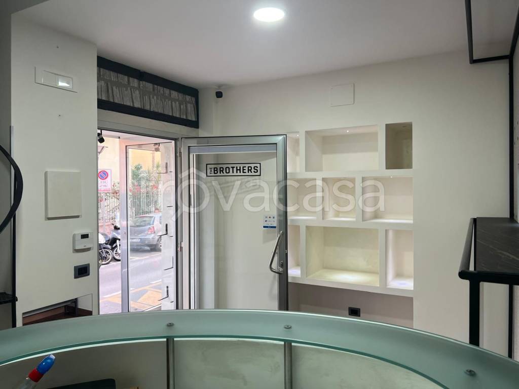 negozio in affitto a Portici