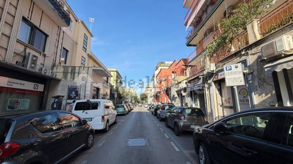 locale commerciale in affitto a Portici