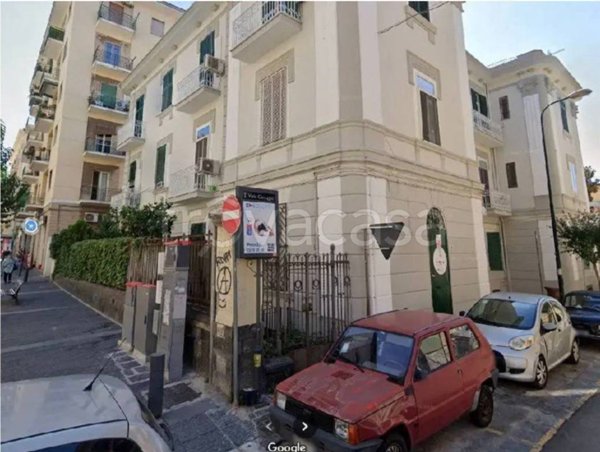 locale commerciale in affitto a Portici