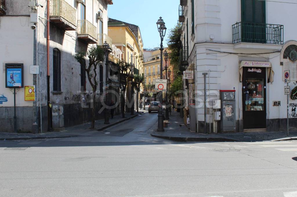 negozio in affitto a Portici