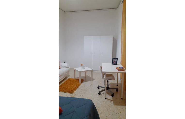 camera singola in affitto a Portici in zona Libertà