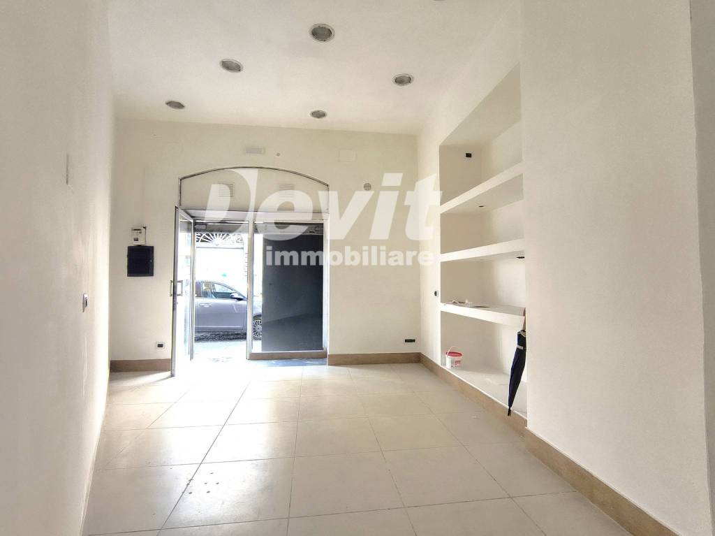 negozio in affitto a Portici