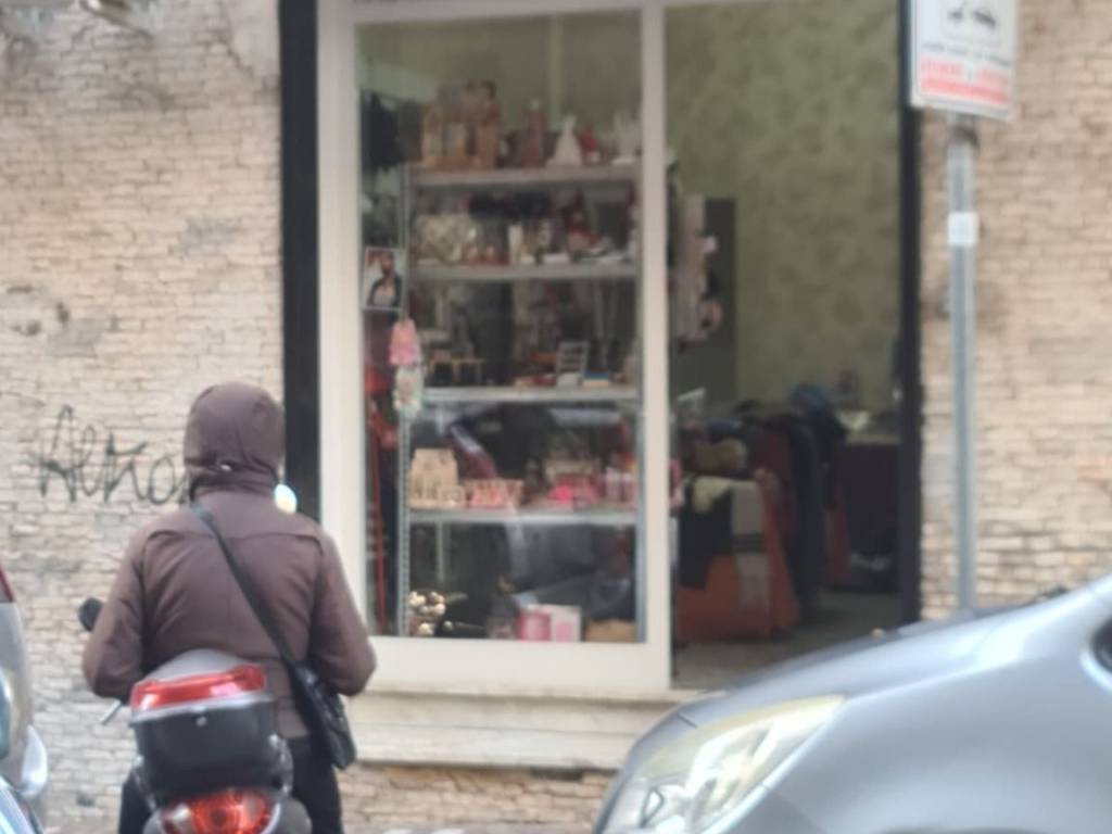 negozio in affitto a Portici