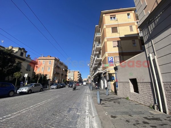negozio in affitto a Portici