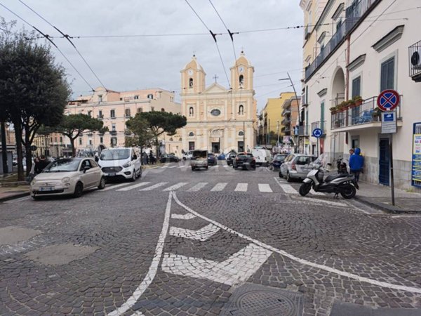 negozio in affitto a Portici