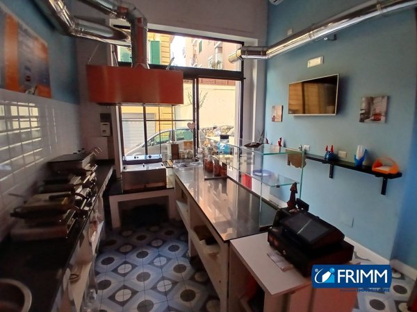 locale commerciale in affitto a Portici