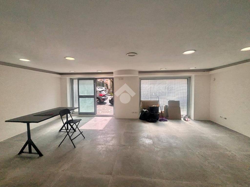 ufficio in affitto a Portici in zona Libertà