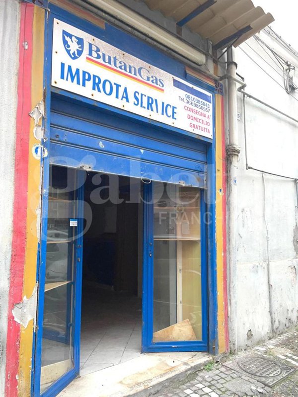 locale commerciale in affitto a Portici