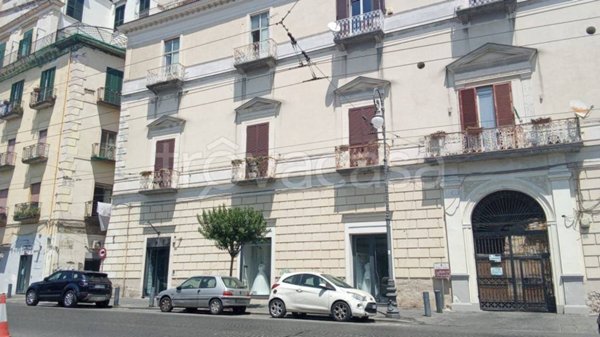 negozio in affitto a Portici