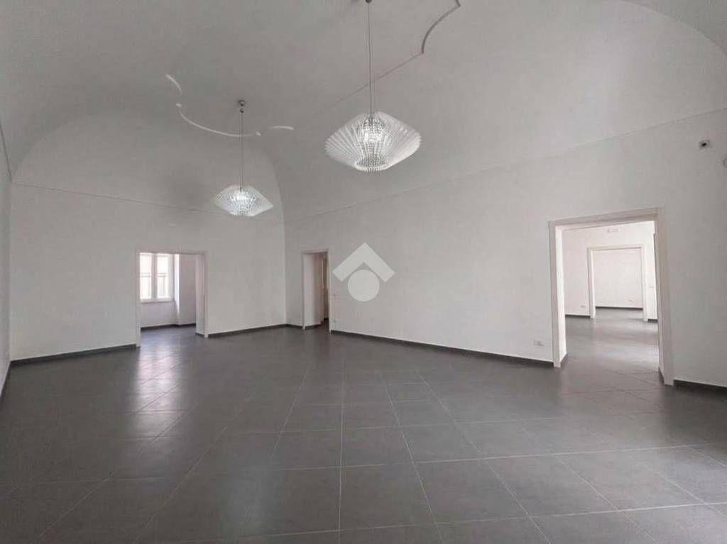 locale commerciale in affitto a Portici
