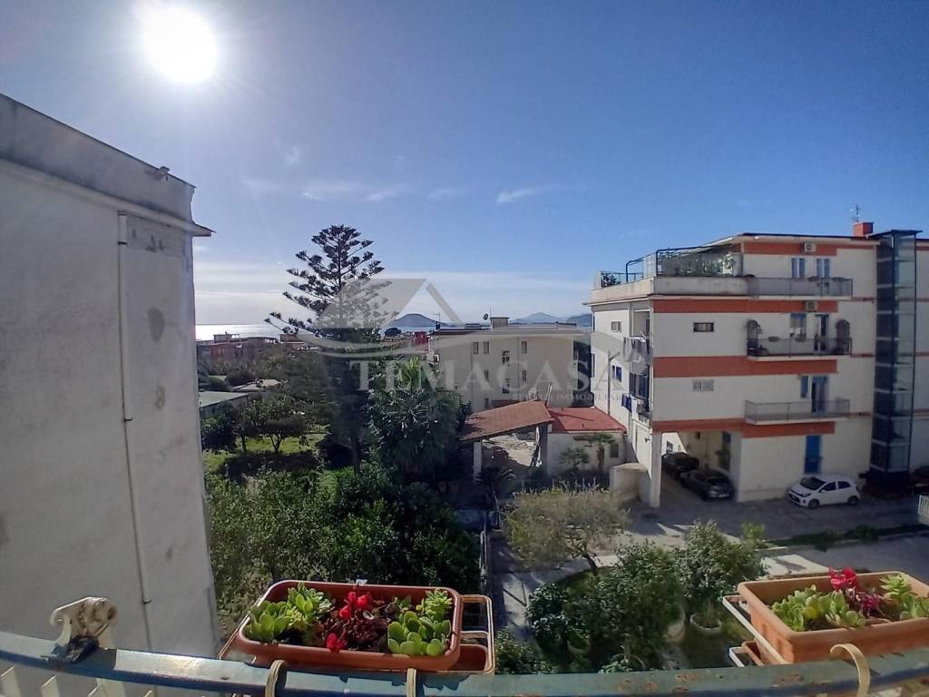 appartamento in affitto a Pozzuoli