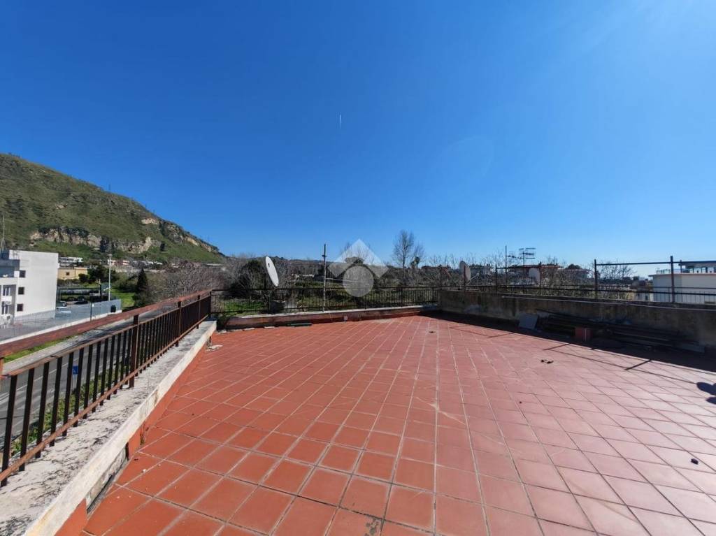 appartamento in affitto a Pozzuoli in zona Arco Felice