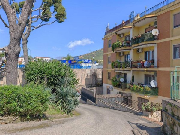 appartamento in affitto a Pozzuoli in zona Arco Felice