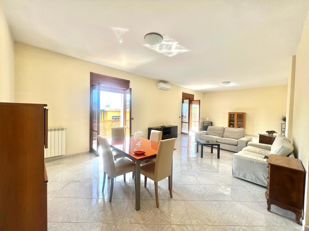 appartamento in affitto a Pozzuoli
