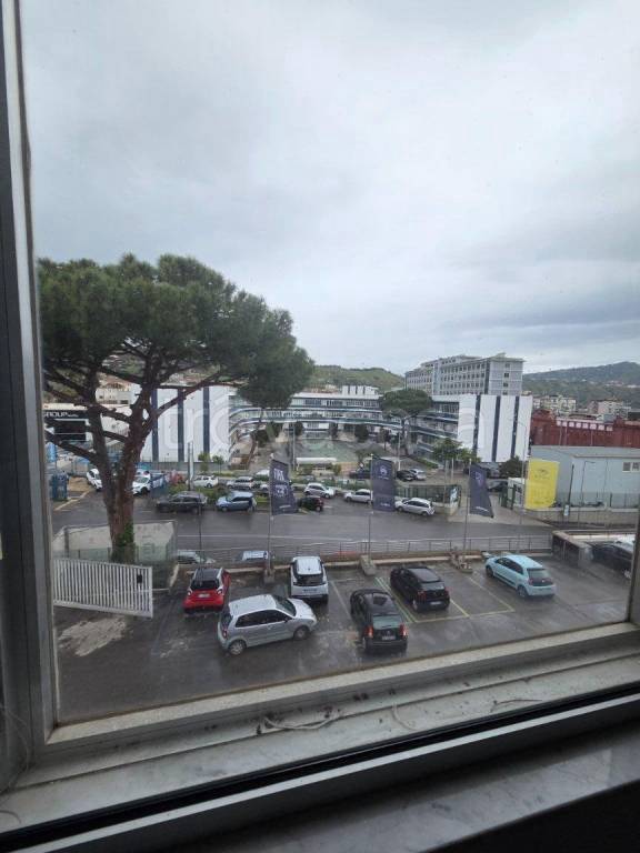 ufficio in affitto a Pozzuoli