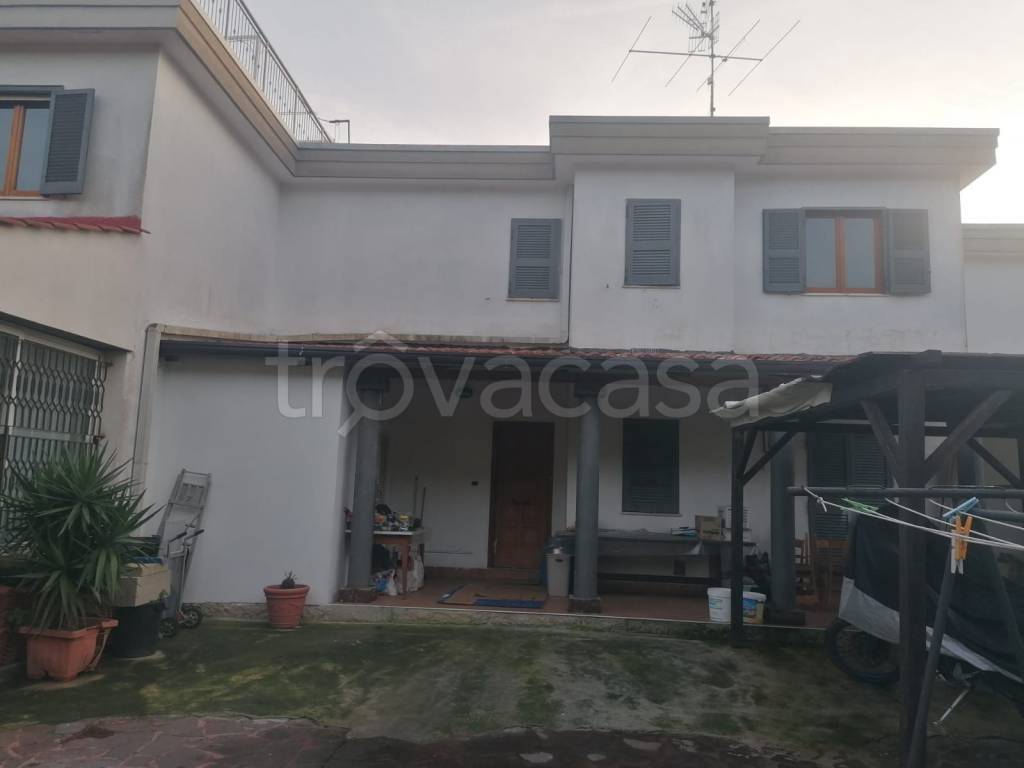 casa indipendente in affitto a Pozzuoli
