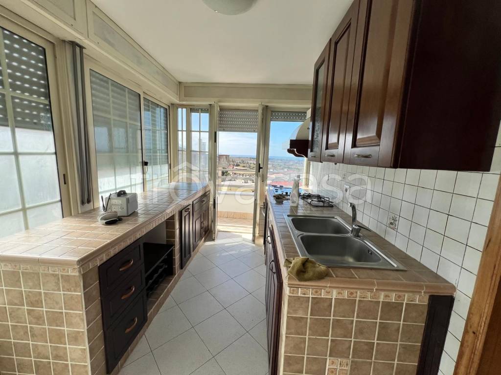 appartamento in affitto a Pozzuoli in zona Arco Felice