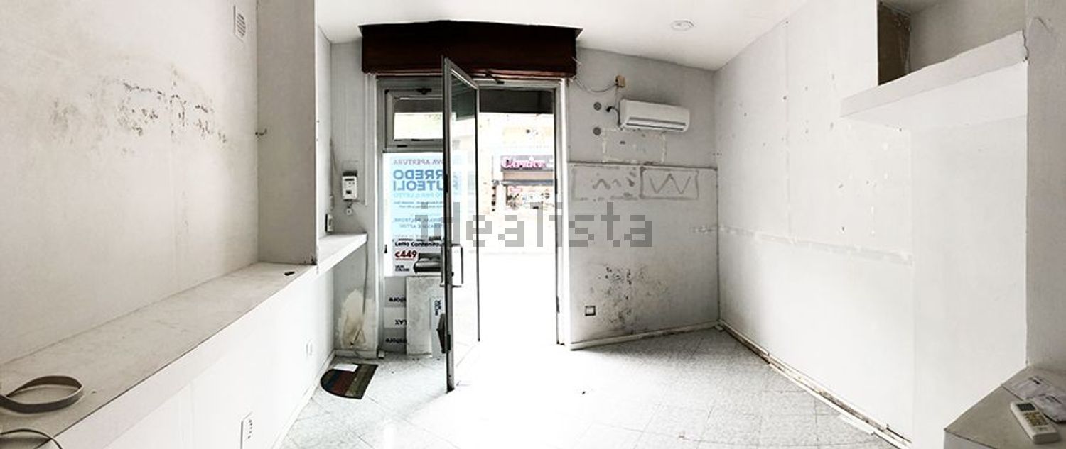 locale commerciale in affitto a Pozzuoli