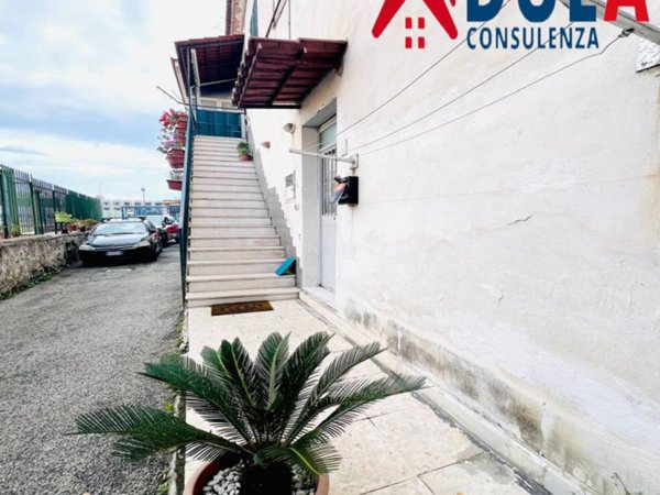 appartamento in affitto a Pozzuoli in zona Pisciarelli