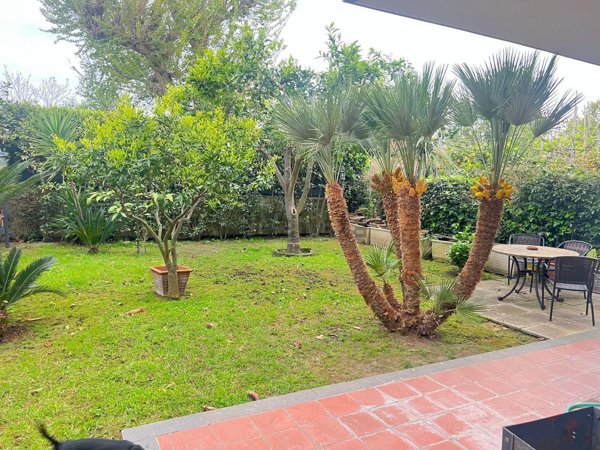 casa indipendente in affitto a Pozzuoli in zona Arco Felice