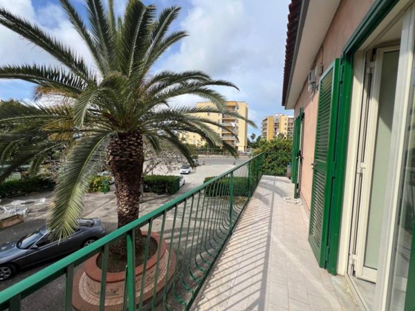 appartamento in affitto a Pozzuoli in zona Monterusciello