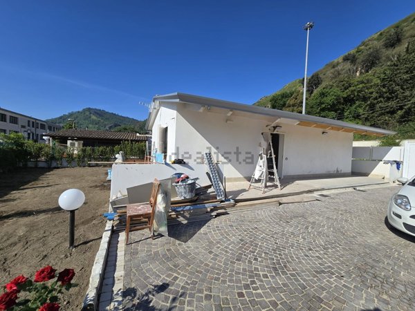 casa indipendente in affitto a Pozzuoli