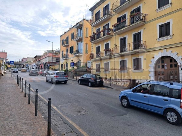 ufficio in affitto a Pozzuoli