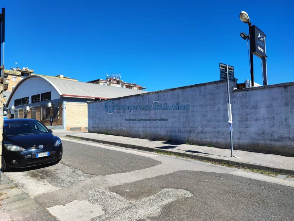 ufficio in affitto a Pozzuoli in zona Pisciarelli
