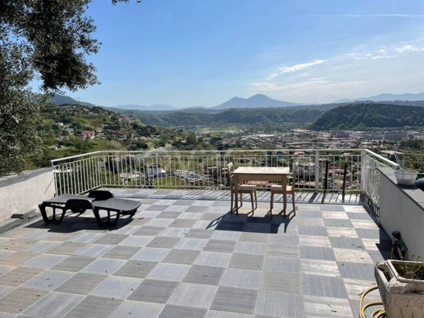 appartamento in affitto a Pozzuoli in zona Solfatara