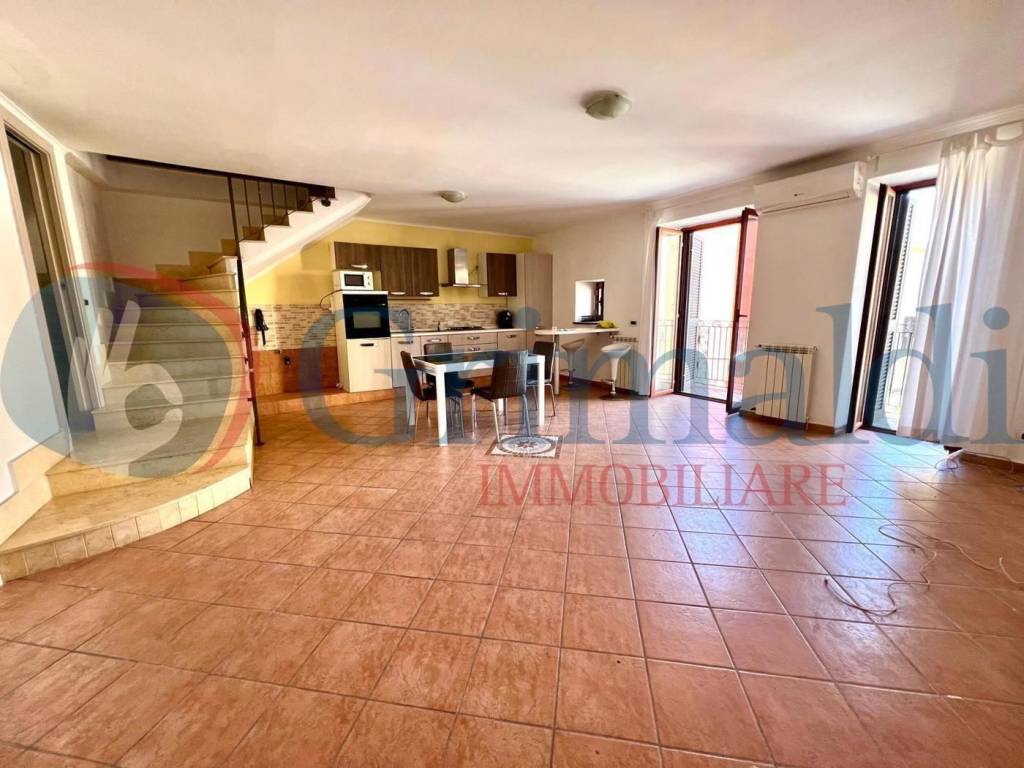 appartamento in affitto a Pozzuoli