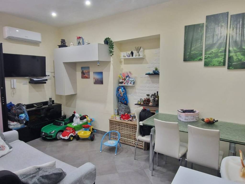 appartamento in affitto a Pozzuoli