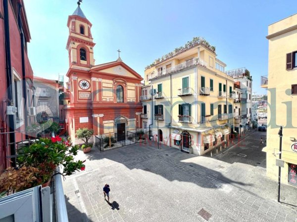 appartamento in affitto a Pozzuoli