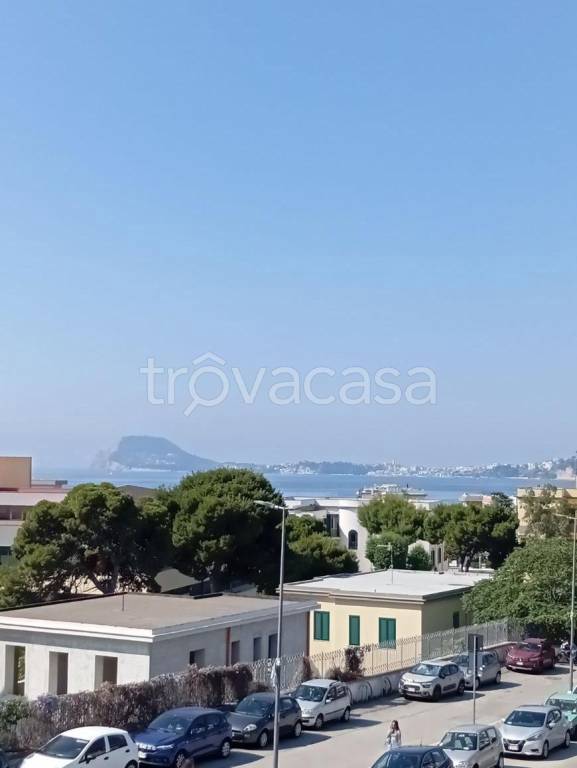 appartamento in affitto a Pozzuoli in zona Arco Felice
