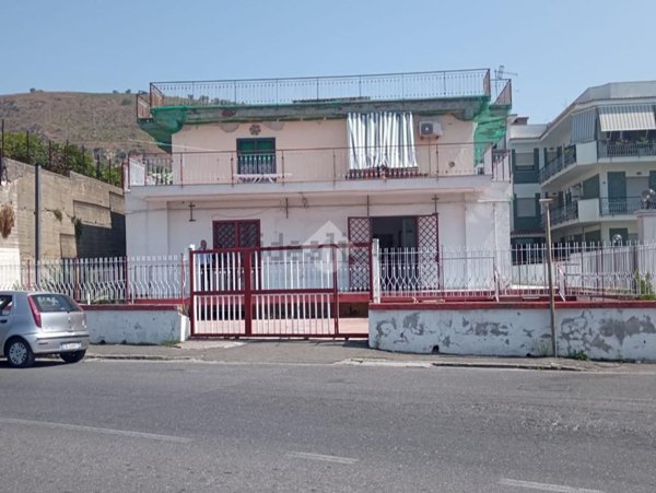 ufficio in affitto a Pozzuoli